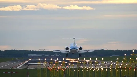 Airplane landing Stock Footage 76572141