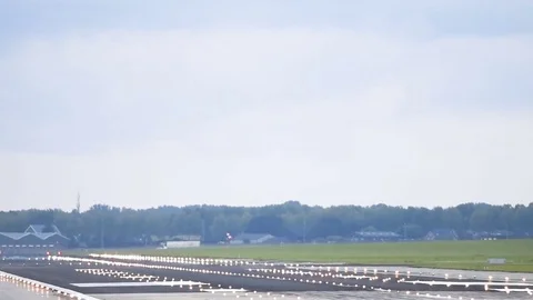 Airplane landing Stock Footage 84790294