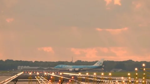 Airplane landing Stock Footage 84790508