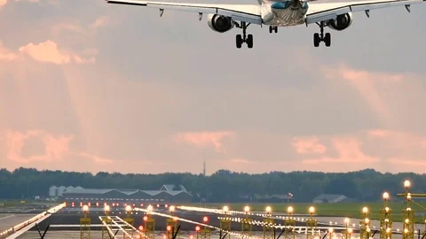 Airplane landing Stock Footage 84790522