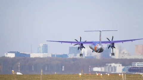 Airplane landing Stock Footage 88436323