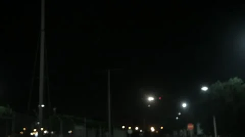 AIRPLANE LANDING AT NIGHT 動画素材 11229239