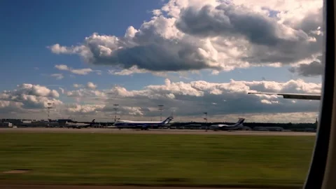 Airplane movement on the runway 스톡 동영상 262120093