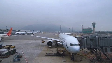 Airplane is moving Видео 97101880