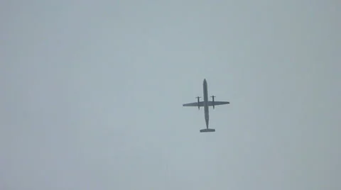 Airplane Overhead Stock Footage 6502373