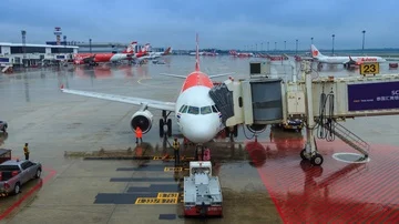 Airplane Parking and Standby For Flight In Airport 4K Time Lapse Stock Footage 85668802