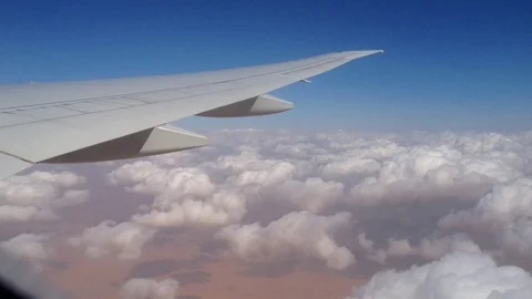 Airplane Preparing To Land Video stock 89105407