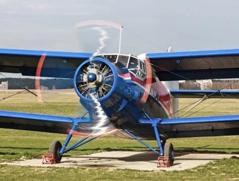 Airplane with rotating propeller Foto stock