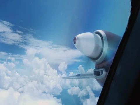 Airplane Rotors Clouds Vídeos de archivo 75170167