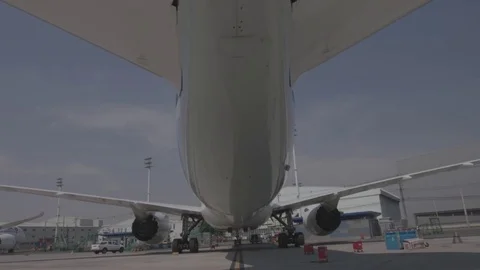 Airplane on runway Video stock 77047576
