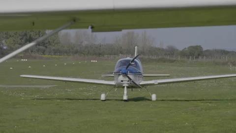 Airplane start 動画素材 172161505