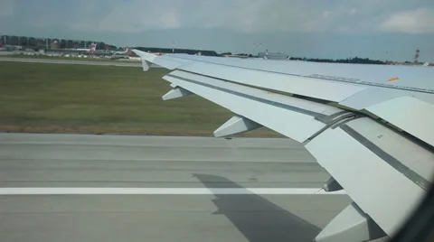 Airplane take off Stock Footage 31149977