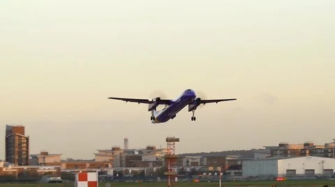 Airplane take off Stock Footage 58099097
