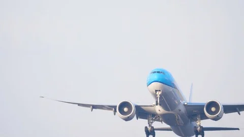 Airplane take off Stock Footage 87534183