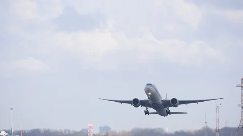 Airplane take off Video stock 88598487