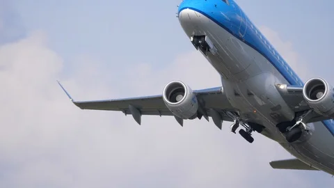 Airplane take off Stock Footage 89072316