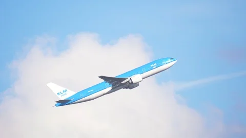 Airplane take off Video stock 89076385