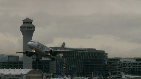 Airplane Taking Off Video stock 612310