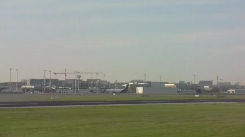 Airplane taking off Video stock 706433