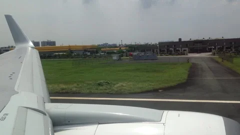 Airplane Taking Off 库存影片 81283845