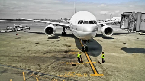 Airplane Time Lapse At Gate Stock Footage 31821691