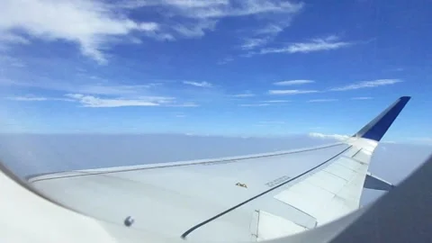 Airplane wing and sky Stock-Footage 155019102
