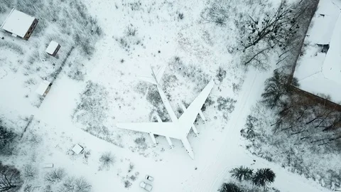 Airplane in winter Video stock 123732255