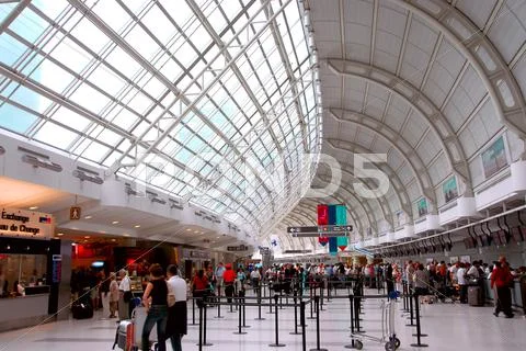 Airport crowd Stock Photos