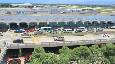 Airport departure passenger  drop off  terminal (Timelapse) Stock Footage