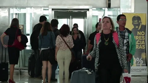 Airport elevator Видео 77048492