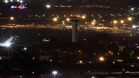 Airport at Night 動画素材 5165896