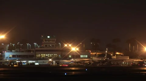 Airport At Night 動画素材 6530107