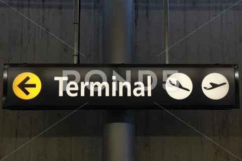 Airport terminal Stock Photos