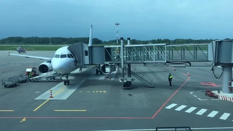 Airport timelapse Stock Footage 109174543