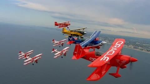Airshow Planes Formation 스톡 동영상 86825408