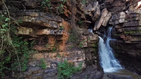 Akaa Falls Vídeos de archivo 310508271