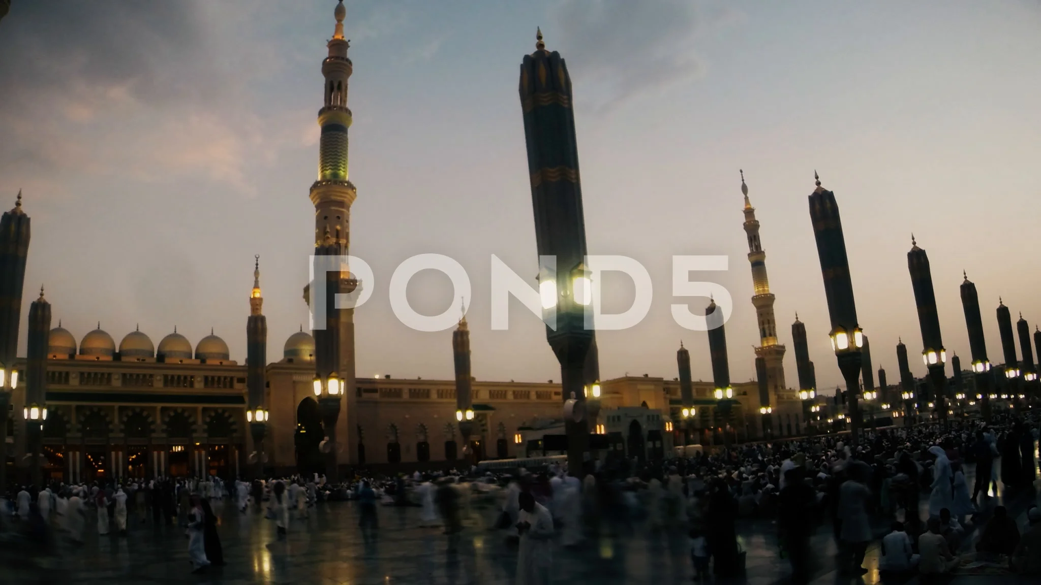 AL MADINAH, SAUDI ARABIA. lapse vid... | Stock Video Pond5