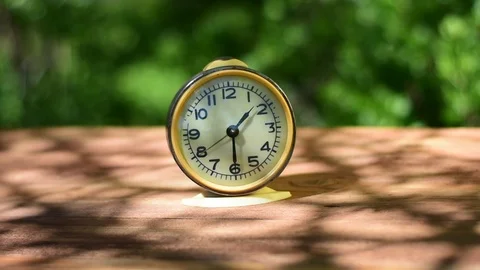 Alarm clock Stock-Footage 108139501