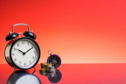 Alarm Clock on red background 스톡 사진