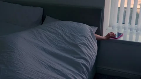 Alarm clock ringing Stock Footage 312689391