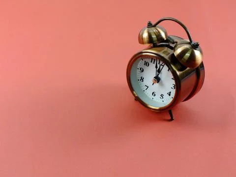 Alarm clock with space for copy background 库存照片
