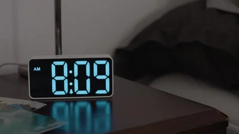 Alarm Going Off 8:09 AM 動画素材 251806665