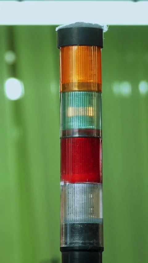 Alarm or warning light. close-up. the green lamp is blinking. Flashing alarm Stock Footage 321461327