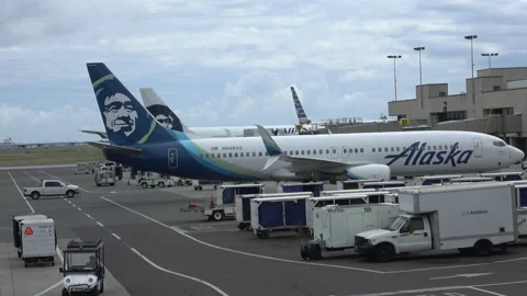 Alaska Airlines Plane Pushing Back From Gate In HNL Honolulu Airport, Hawaii Stock Footage 154296950