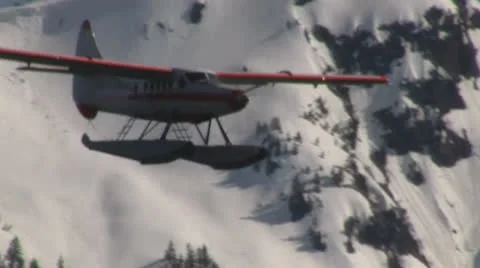 Alaska Float Plane Across Mountains Slow Motion 스톡 동영상 24547509