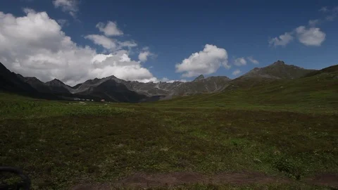 Alaska Video stock 111287628