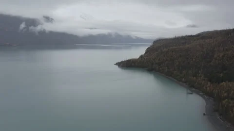 Alaska Lake Fall 04 Video stock 321705381