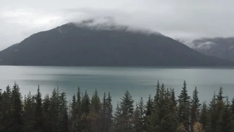 Alaska Lake Fall 09 Video stock 321705298