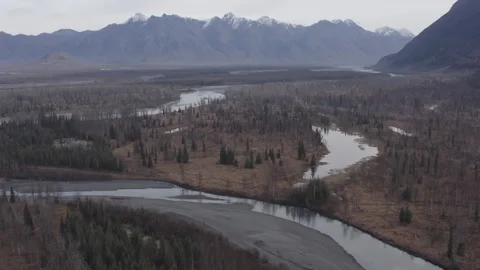 Alaska River Fall 03 Video stock 321706225