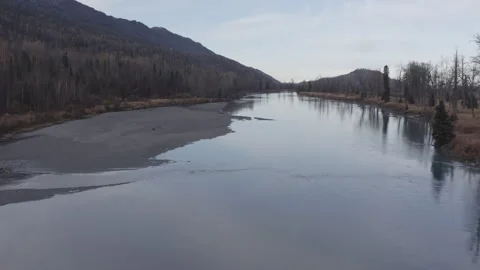 Alaska River Fall 07 Video stock 321705559